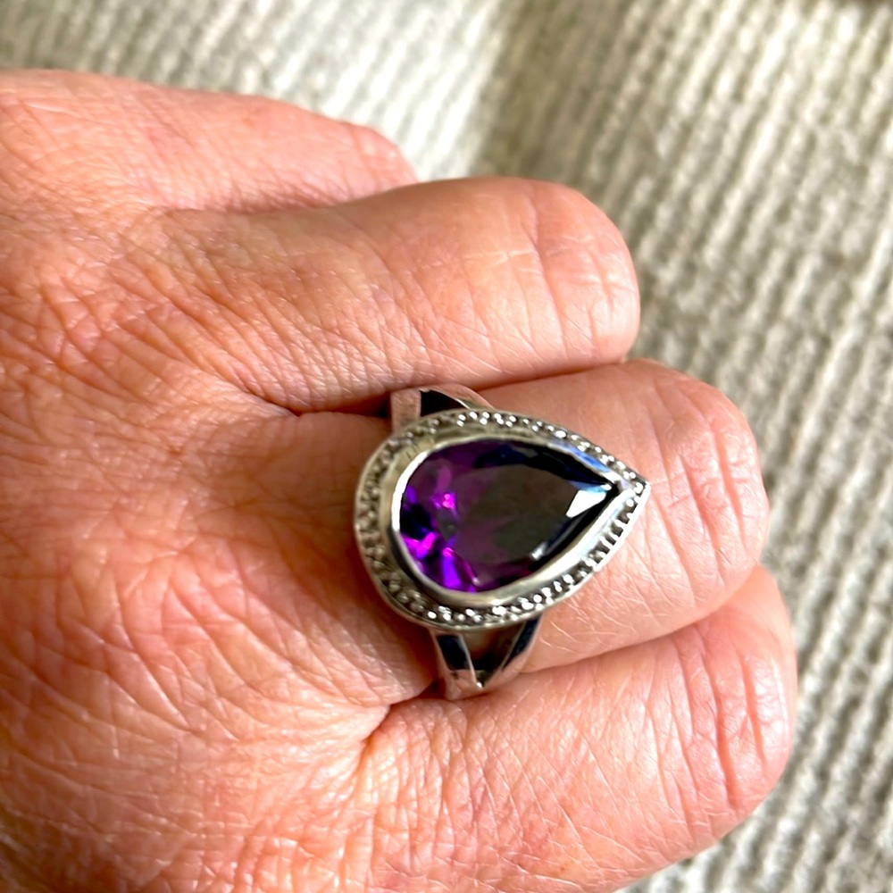 Sterling silver. 925